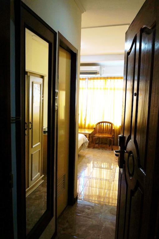 Hotel Duta 巨港 客房 照片