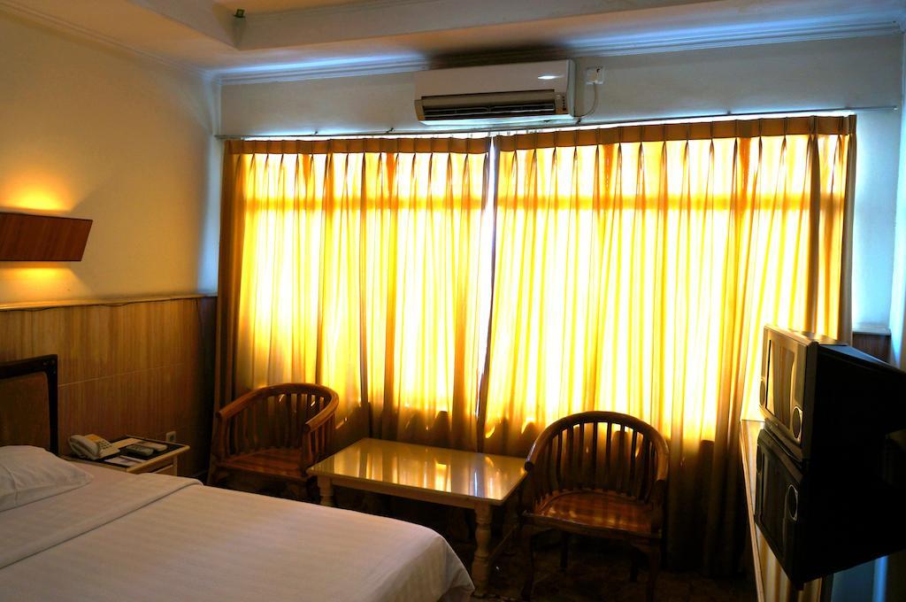 Hotel Duta 巨港 客房 照片